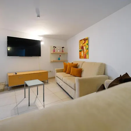 Parralito By Villagrancanaria * Ingenio